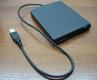 Отдается в дар USB Floppy Disk Drive