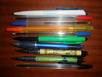 Отдается в дар Ручки — карандашики