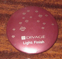 Отдается в дар Пудра Divage Light Finish