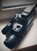 Отдается в дар Видеокамера SHARP VL-C780S c сумкой и аккумуляторами