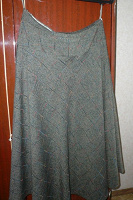 Отдается в дар Костюм женский (жилет и юбка) и юбка, размер 48-50