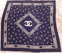 Отдается в дар Платок Chanel