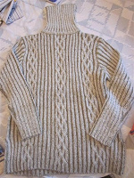 Отдается в дар мужской свитер