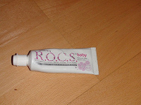 Отдается в дар Зубная паста ROCS для детей 0-3 лет