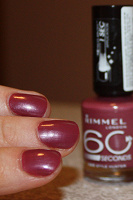 Отдается в дар Лак Rimmel 60 seconds