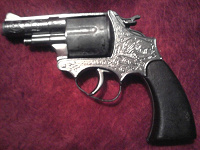 Отдается в дар Ковбойский револьвер Gonher. Made in Spain