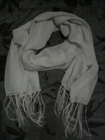 Отдается в дар Белый шарфик