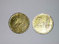 Отдается в дар 2 EURO