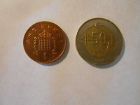 Отдается в дар монеты 1 пенни, 50 kurus, купюры 5 и 10 долларов