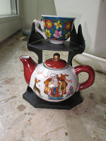Отдается в дар Сувенирный керамический набор(чашка+чайник)