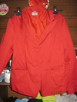 Отдается в дар красный пиджак