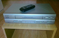 Отдается в дар VHS видеоплеер Sharp VC-A50SRU