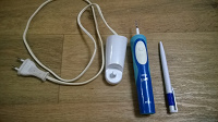 Отдается в дар зубная щетка электрическая Oral-B