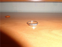 Отдается в дар кольцо серебряное с фианитами