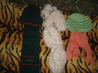 Отдается в дар шапки-шарфы детские