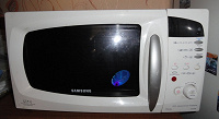 Отдается в дар Микроволновая печь Samsung CE287DNR