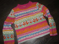 Отдается в дар свитер-веселый полосатик на 5-6 лет