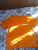 Отдается в дар Оранжевая футболка