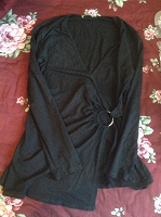 Отдается в дар черная блузка 48 размера
