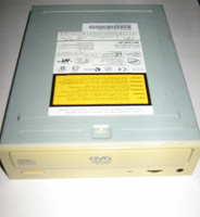 Отдается в дар CD-ROM и DVD-ROM