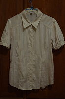 Отдается в дар Бежевая блузка, размер 42