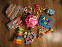 Отдается в дар игрушки малышу 1-5 лет