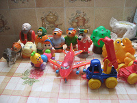 Отдается в дар разные игрушки малышам