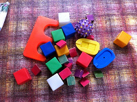 Отдается в дар Детские кубики и др.игрушки
