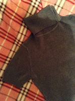 Отдается в дар Серый свитер с короткими рукавами.