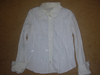 Отдается в дар Для школы — белая блузка с пайетками