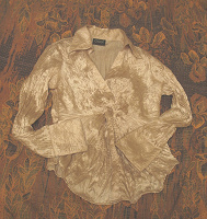 Отдается в дар Прелестная женская блузка «OGGI», р-р примерно 44-46 наш.