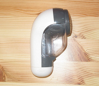 Отдается в дар Машинка для сбора катышков Vitek Spring