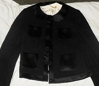 Отдается в дар Темный черный итальянский пиджак Moschino, р. 40-42