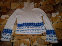 Отдается в дар Теплый свитер вязанный