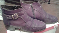 Отдается в дар кожаные коричневые осенние ботинки на полную ногу 38 — 38,5 размер