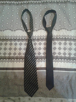 Отдается в дар Два мужских галстука