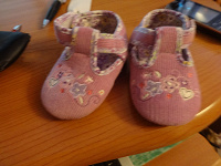 Отдается в дар сандали для малышки