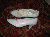 Отдается в дар Новые свадебные туфли