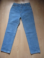 Отдается в дар джинсы Wrangler, 46 р.