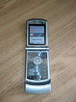 Отдается в дар Motorola RAZR V3