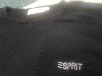 Отдается в дар Фирменная кофточка-Esprit. Размер 42.