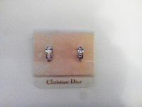 Отдается в дар Клипсы Christian Dior — серебристые