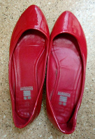 Отдается в дар Красные черевички :)