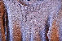 Отдается в дар Песочный свитер