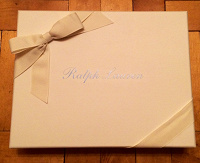 Отдается в дар Хлопковый комбинезончик Ralph Lauren в подарочной коробке (новый)