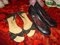 Отдается в дар Черные туфли и босоножки