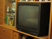 Отдается в дар Старый японский телевизор JVC