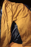 Отдается в дар Трикотажные штаны спортивные 46 размер.