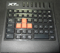 Отдается в дар Игровая клавиатура A4Tech X7 G100