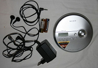 Отдается в дар CD плейер Sony Walkman